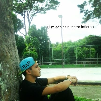 R.A.P= Revolución, Actitud y Poesía. Instagram: @geovanimot4