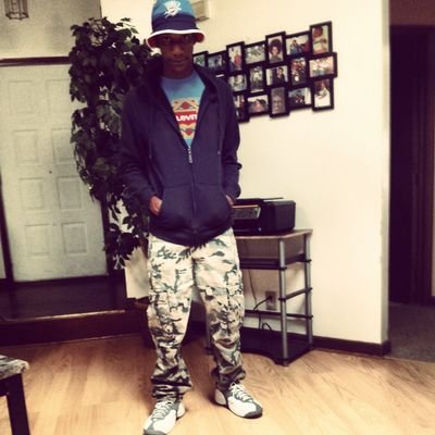 From Cincinnati, OH #rapper follow me on soundcloud @DonNot_Done Direct Message Me to talk #BusinnesOnly