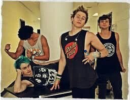 Hi ! i'm a fangirl and stylist . This is for 5sos imagines (: hope you all like it and thanks for following me .