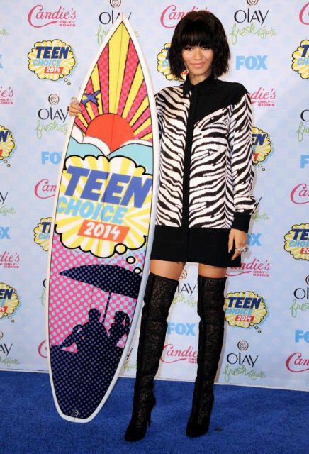 ZendayasDazs's profile picture. slaying your faves since 1996.