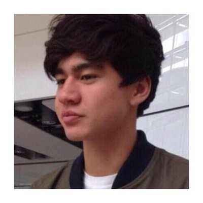 free follow from @vogueclxfford. follow her please. ask for a DM to luke/4 and beau,jai/5 if you want