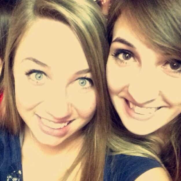 kaitpaige57's profile picture. Unicorns are real and Cheetos make butterflies.