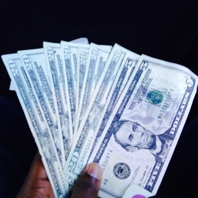 Im 15 years old i play basketball PG 
     I like money shoes and cars 
And you aint about winning then you                Cant be on my team
