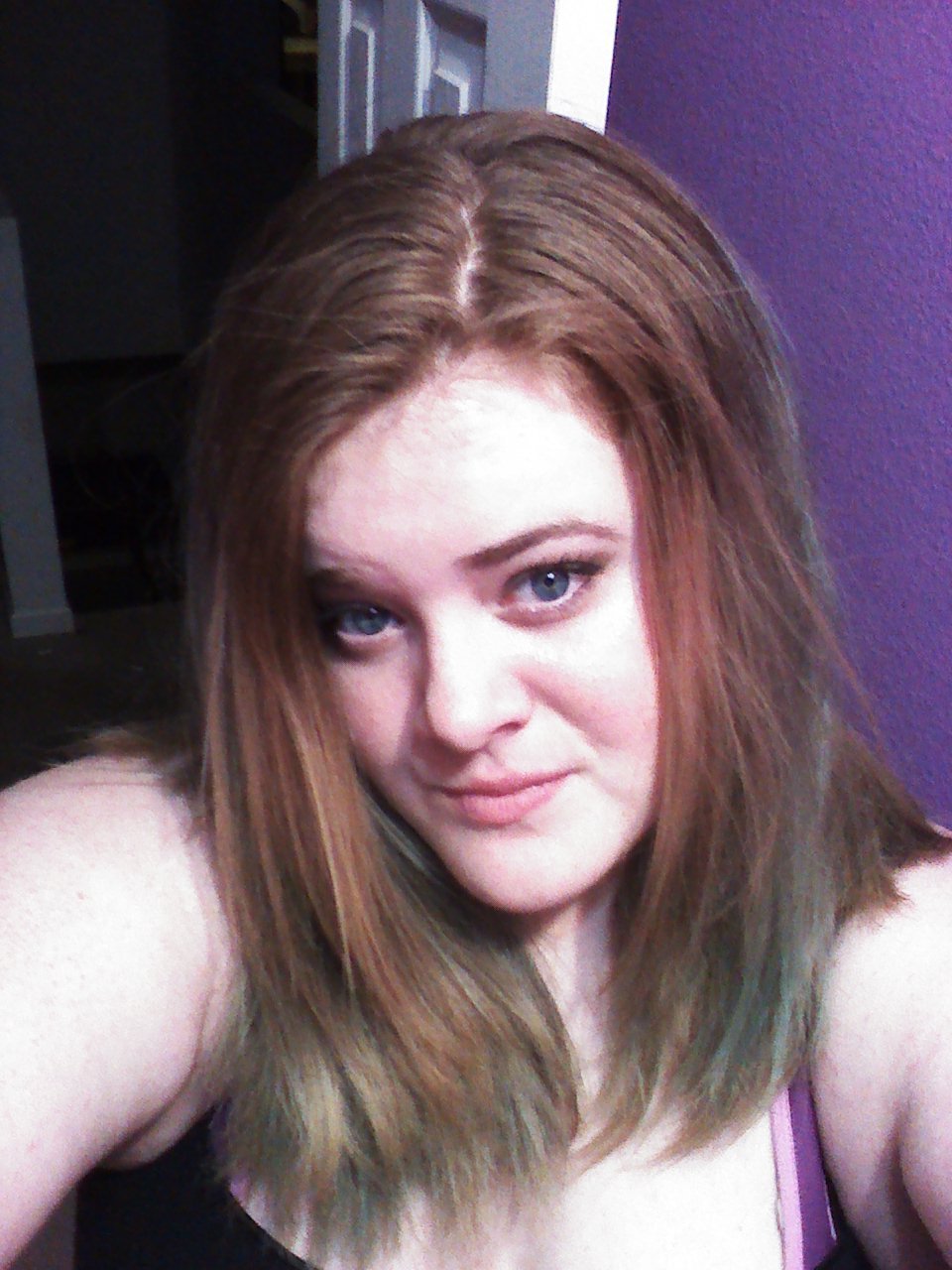 jadegreen754's profile picture. i am definitely me ^.^