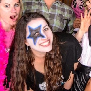 Nicole_Erin's profile picture. Kickballer;  music lover; home cook; concert goer; cyclist; dog lover. IG: nicsilbs