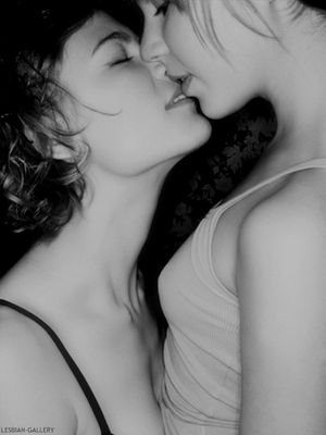 got a special otp? DM us your two favorite people into our kissing booth and we'll tweet 'em out;)