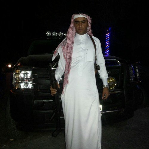 آخذت من فلسفة هتلر عدم الالتزام وكسبت نفسي وريّحت القلق والضمير 0797346434