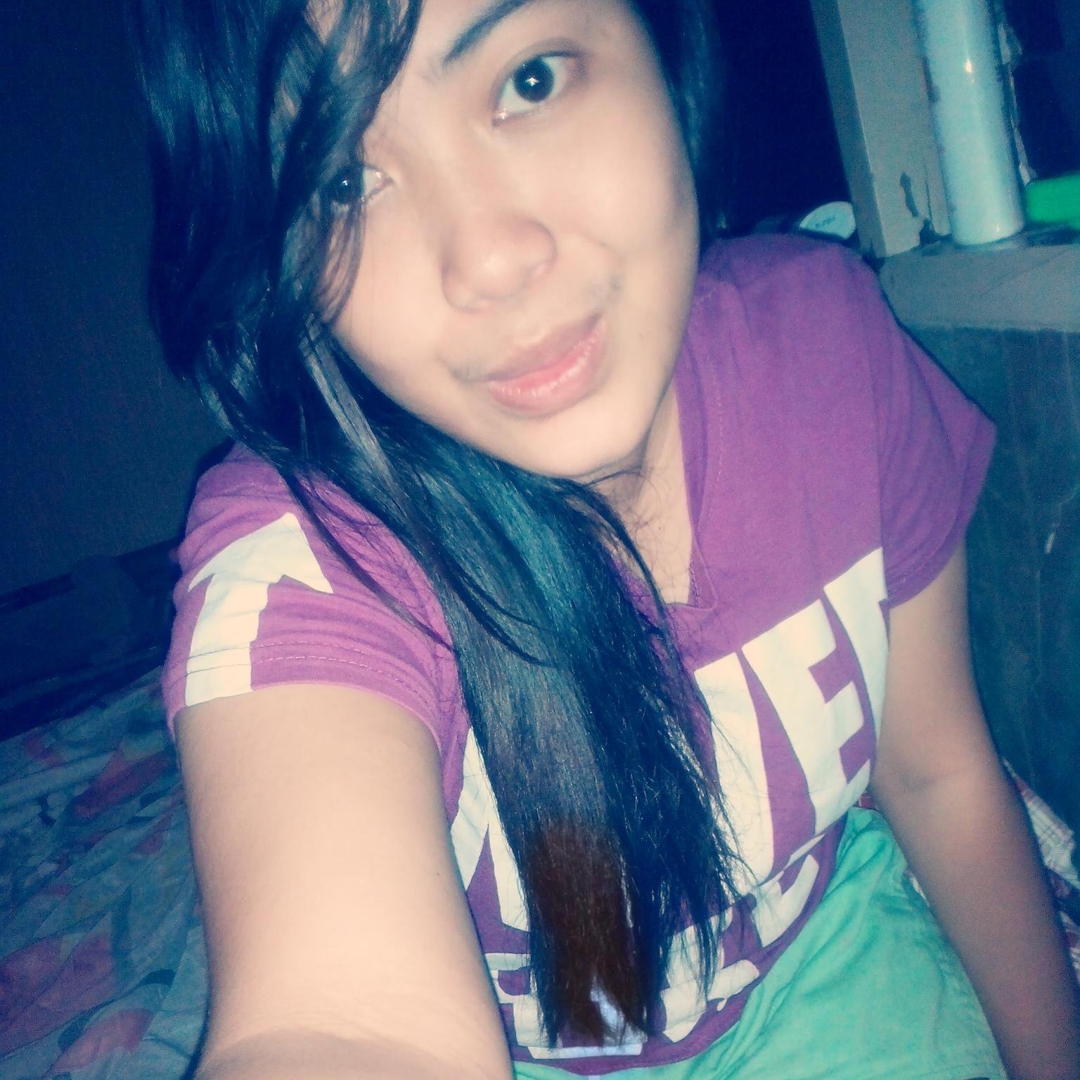 I'm just a simple girl that love to break of those bitches who flirt around my man. :)