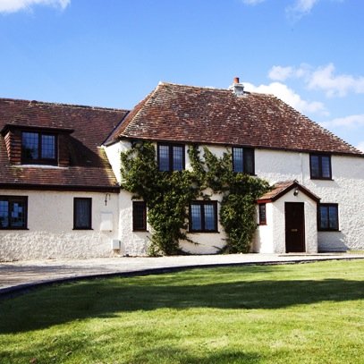 Large Luxury Holiday Cottages 30 mins from Bath. Sleeping 16-20 the cottage is perfect for large/hen parties. VisitBritain 4 Star Gold. Log fired Finnish sauna.