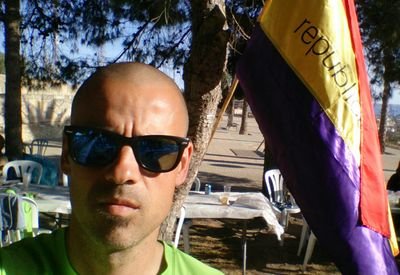 ROJO Y ATEO DE MIERDA,SEGUN ALGUNOS