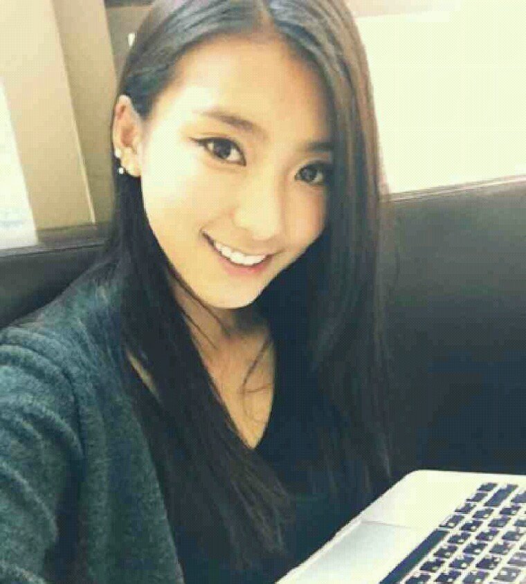 Sistar_Boraaa's profile picture. Yo! Sist☆r (씨스타) Bora here~ • 90L • Visual, Main Rapper & Main Dancer • New album: Touch & Move♥ • @INF_wowwh? (•ิ_•ิ )