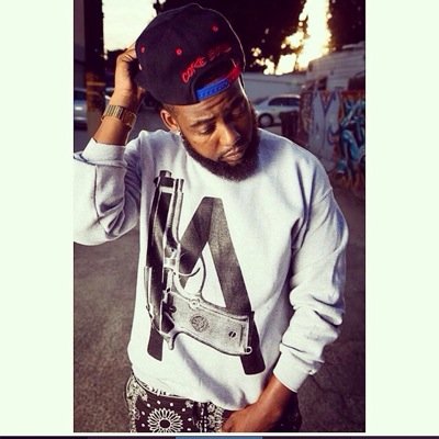 R.Valentine is a singer song writer from Los Angeles California By way of Toledo Ohio With writing Credits with Phlo Finster, THC, Cballin, Willie b etc..