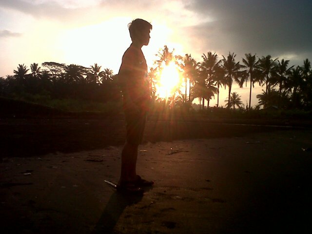 JuanADrmwn's profile picture. Knowledge is Power but Character is More!