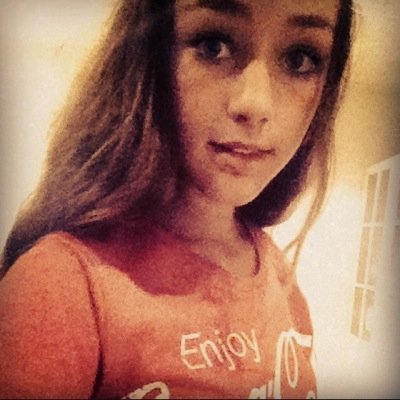 13 jaar • paardrijden • hou van me schatjes ! ♡ • hou van nicht @lailaaouled ! ♡ • trots op me lieve nichtje, zal er altijd voor je zijn!, iloveyou ♡