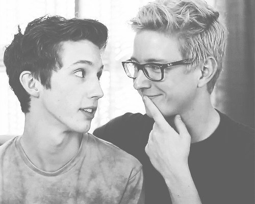 TroylerLovesYou's profile picture. Me? I'm a Troyler fan and you can't change my mind. :)