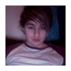 follow @505KINK for a dm to calum michael luke and ashton + 5sos band acc