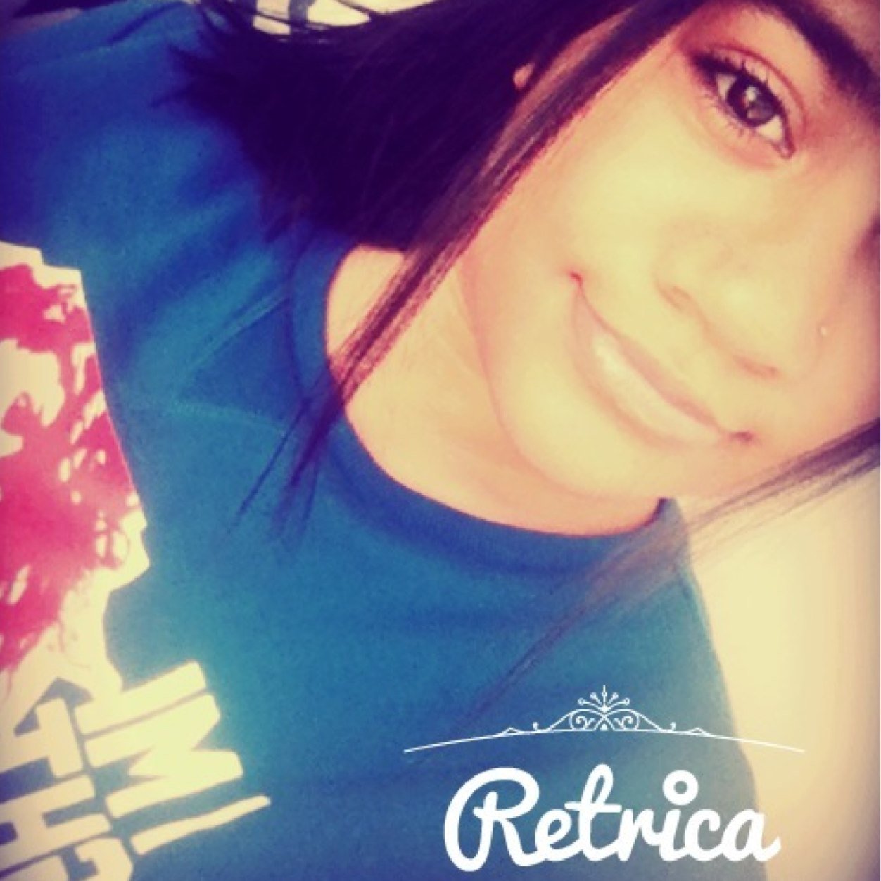 Im just an average girl who always wore a smile.