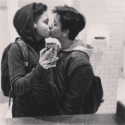 ‏‏‏** أأتممنى أن تبقى لي حب ﻻ ينتهي عششقهه ،، و قلب ﻻ يسكنهه غيري **   - Řăķøñý -