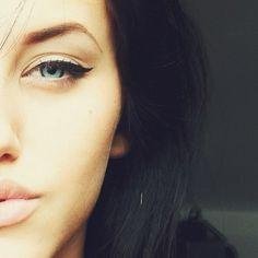 deejdizon12's profile picture. GIVEAWAYS. BLOG POSTS ALL THROUGHOUT!