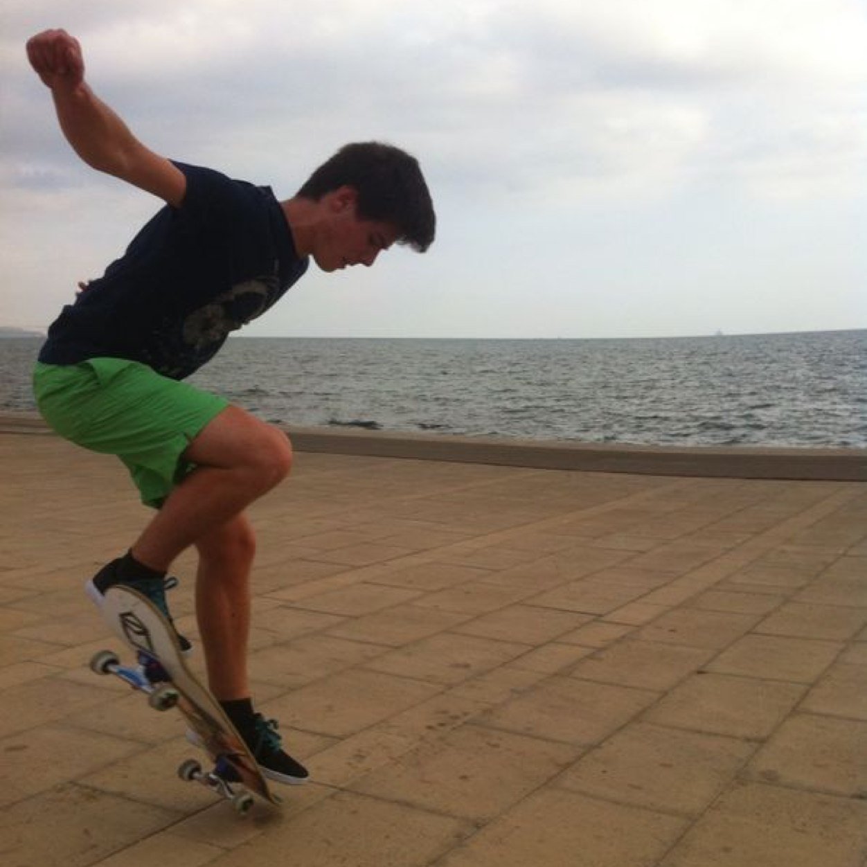 Fernando blach: skate/basketball. RRPP Joy eslava