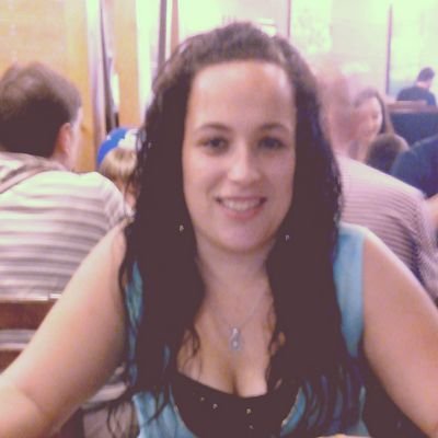 No espero nada de nadie... vivo mi vida y punto. Ley de vida: lo que hoy no se valora mañana se lamenta. MI FAMILIA LO MEJOR DEL MUNDO :)