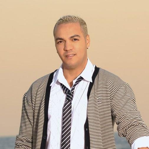 Trechos das melhores musicas do maior cantor de pagode do mundo...