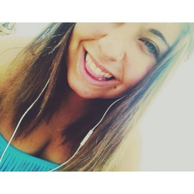 Natasha, 16 anni (1998), Brescia. IDOLI: Francesco Sole, Andrea Pisani, Luca Peracino (panpers) #thefrenchmole