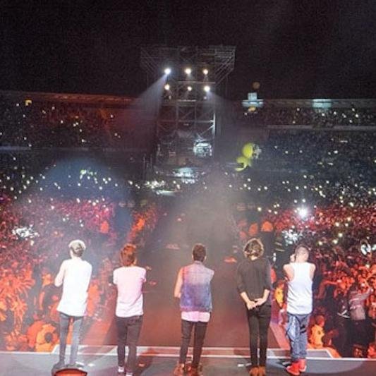 One Direction♥ are  my life/5sos my baes ♥/Calderic!/Janoskians ♥/Little mix/Nash grier/2.7.14.Best day of my fucking life ♥/Harry follow me please!!!♥♥