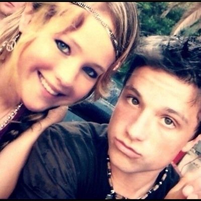 ItsTheFandom's profile picture. ོ ∞ ϟ 9¾ ♔ ⚯͛ △⃒⃘ ➵ ♆ ོ