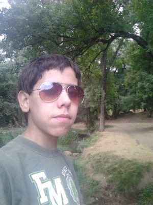 سألوني
هل انت مغربي  ؟

قلت :
نعم و للأبد...

قالوا :
الشبل المغربي صامد؟

قلت :
ليس عندنا أشبال . أصغرنا أسد ..و أكبرنا يهزّ البلد ...