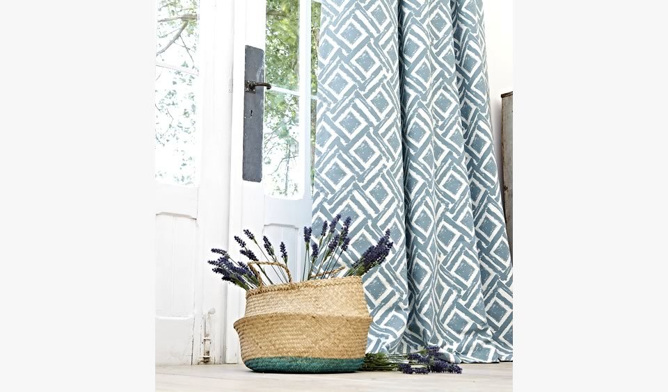 Quality Curtains Fabrics for Curtains, Blinds, Cushions and Throws
