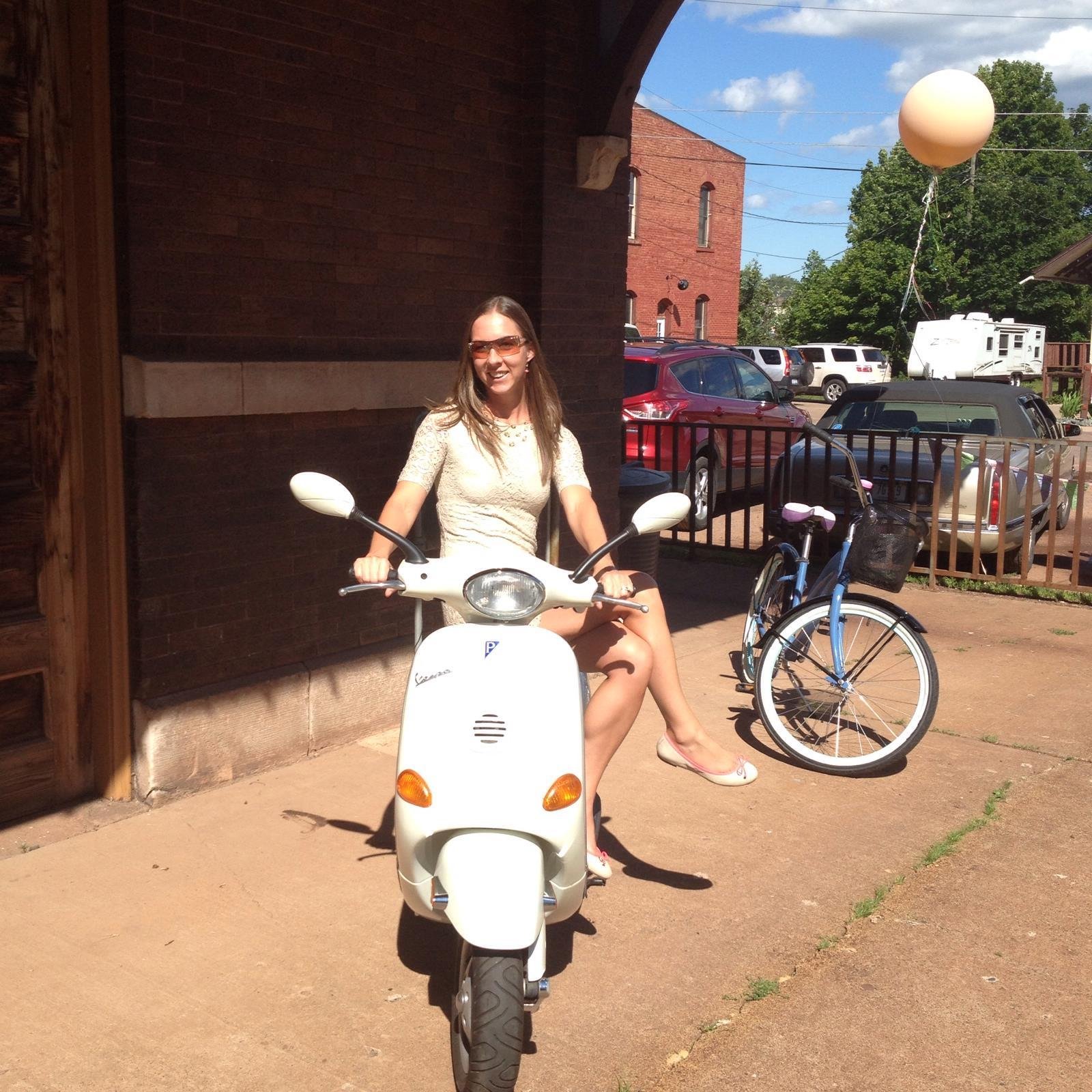 louisadphotos's profile picture. Greensboro, NC based, Senior, Family and Wedding photographer