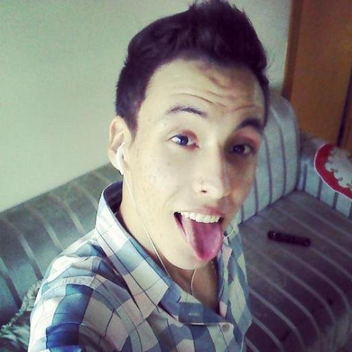 Sou o único que comete erros neste mundo de pessoas perfeitas! Instagram http://t.co/RziKquNJLK =3