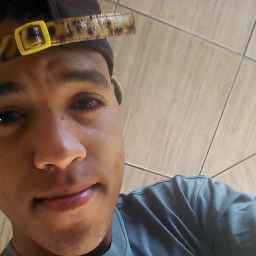Face:http://t.co/6MyEcKaaJJ