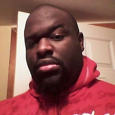 peepthisshittaz's profile picture. Y'all need to peep this shit!!!