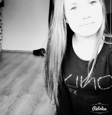 @XKissesLouise ♡// Snapchat ; Louise231199 ♡ // Instagram ; @xkisseslouise ♡ //