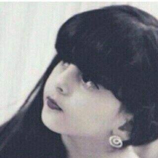 ‏‏‏‏‏‏♡
فتآةة ' تعشق آلبسآطَھہَ ۈآلمرحَ ' وقيلَ آني أحملَ ملآمح جميلهةة ۈجذآبهةة ۈآنَ لي شخصيهةة مَرحهةة ' ۈمرجوجهةة مَمزوجهةة ببراءة الأطفال مستشارة موقع تويتر