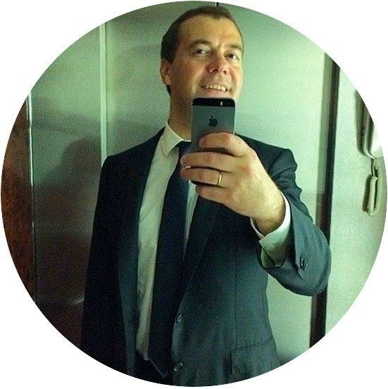 Roman111112's profile picture. 