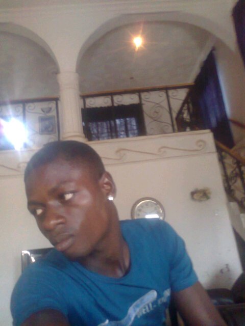 olawalemayowa3's profile picture. The biggest risk in life is never taken a risk #Respect