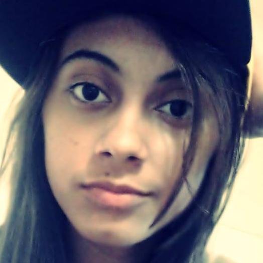 eu sou Bruna Vitória de santa so tenho a cara mais sou legal com quem me trata bem eu amo @ivetesangalo de mais e se voce for assim doidinha como eu me siga