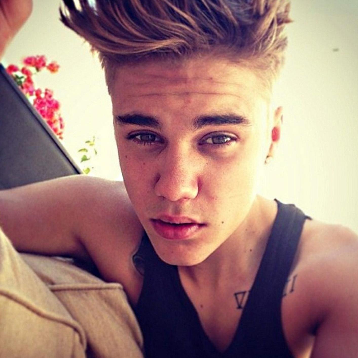 I love Justin. U will find everything about Justin lyrics, songs, stories ;);) Rock beliebersss :)))