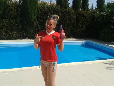 LizzieI_86's profile picture. Football isn't a matter of life or death, it's much more important.