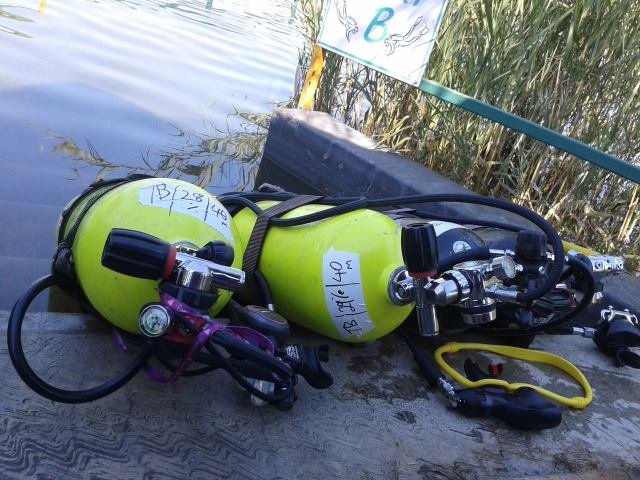 Sidemount diving South Africa. We love to dive but we love to dive on Sidemount even more.