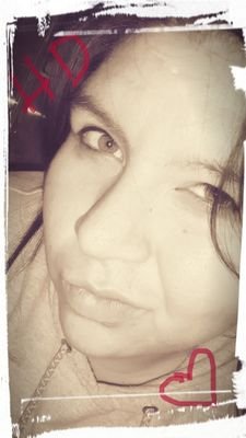 Dreamer, lover and a sweetheart....... obviously in love of HILARY DUFF.