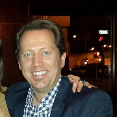 lorr_robert's profile picture. 