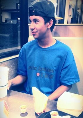 FonzhoVilla's profile picture. My Name is Alfonso  soy  divertido, me gusta  conocer gente Nueva Y Me Gustan las Niñas  GUAPAS*-*  Mi Facebook: https://t.co/PQnE7D66kc