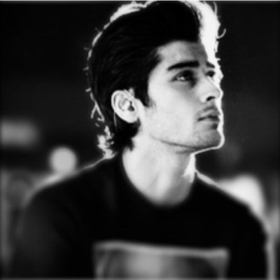 My life? Books, Food (yes, I'm talking 2 you Niall), One Direction, and Music......... Directioner~Nerd~. (^~^) Little Things T-T Besties? Iri, Dani, Ceci...