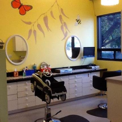 tHAIRapySalonSD's profile picture. For exceptional clientele