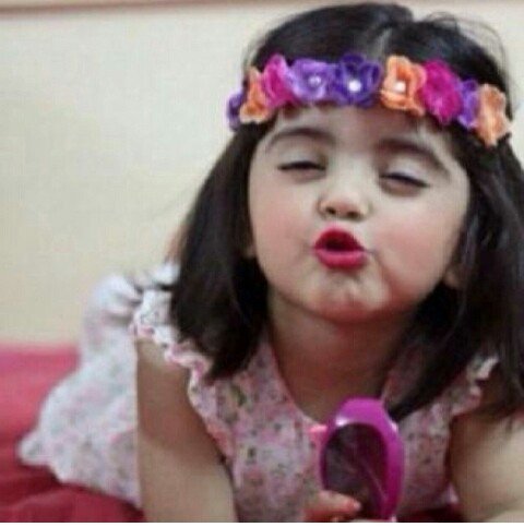 ‏‏‏‏‏‏‏‏‏‏‏‏‏‏‏ماهمني شكل البشر والمظاهر انا عزيزه نفس وﻻ امشي للمصالح اللي هوا قلبي يبشر ويامر واللي يبي فرقاي ترا الحساب مفتوح.