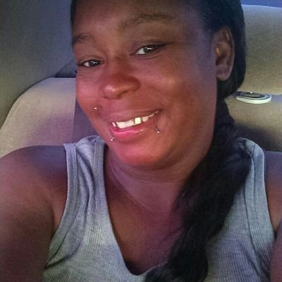 mellony508's profile picture. 